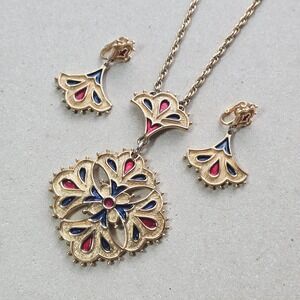 Vintage Kramer of New York Enamel Pendant Necklace Clip-On Earrings Set Gold
